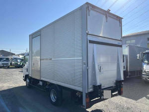 Elf Aluminum Van_2