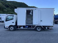 HINO Dutro Refrigerator & Freezer Truck TPG-XZU710M 2018 117,127km_6