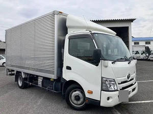 Dyna Aluminum Van_1