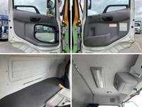 UD TRUCKS Quon Tank Lorry QPG-CD5ZA 2017 765,889km_31
