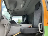 UD TRUCKS Quon Tank Lorry QPG-CD5ZA 2017 765,889km_32