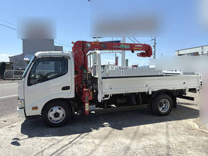 Dutro Truck (With 3 Steps Of Cranes)_2