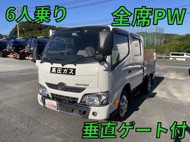 HINO Dutro Double Cab TKG-XZU605M 2017 115,167km_1