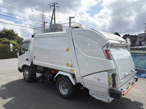 Dutro Garbage Truck_2