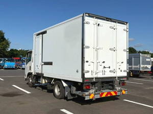 Elf Refrigerator & Freezer Truck_2
