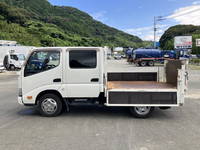 HINO Dutro Double Cab TKG-XZU605M 2017 111,139km_6
