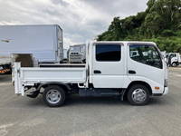 HINO Dutro Double Cab TKG-XZU605M 2017 111,139km_7