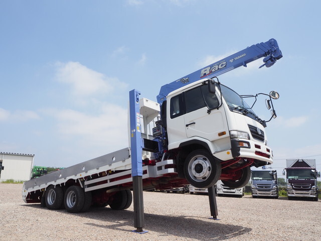 Condor Self Loader (With 4 Steps Of Cranes)_1