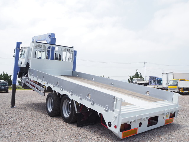 Condor Self Loader (With 4 Steps Of Cranes)_2