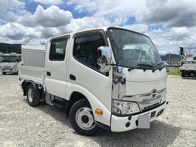 HINO Dutro Double Cab 2RG-XZU605M 2021 18,795km