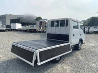ISUZU Elf Double Cab TRG-NHR85A 2015 129,475km_11