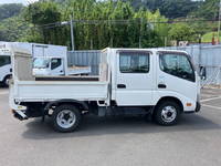 HINO Dutro Double Cab TPG-XZU605M 2018 94,932km_7
