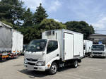 Others Refrigerator & Freezer Truck