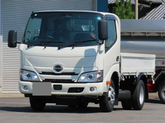 HINO Dutro Flat Body 2KG-XZC605M 2025 1,000km