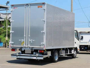 Dutro Aluminum Van_2