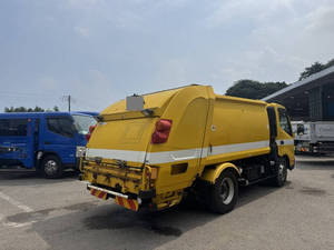 Dutro Garbage Truck_2