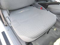 TOYOTA Dyna Panel Van TKG-XZU605 2017 202,809km_24