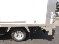 TOYOTA Dyna Panel Van TKG-XZU605 2017 202,809km_38