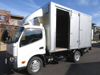 TOYOTA Dyna Panel Van TPG-XZU645 2017 194,000km_3