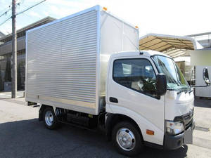 TOYOTA Dyna Aluminum Van TPG-XZC605 2017 172,763km_1