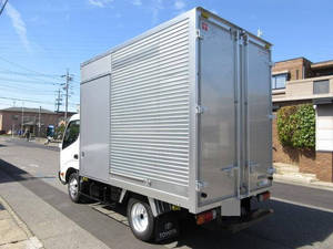 Dyna Aluminum Van_2