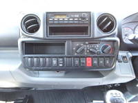 HINO Dutro Aluminum Van TKG-XZU695M 2013 228,426km_27