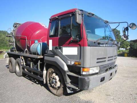 UD TRUCKS Big Thumb Mixer Truck U-CW510HN (KAI) 1995 215,400km