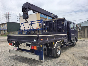 Canter Double Cab (with crane)_2