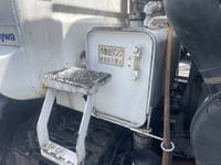ISUZU Forward Garbage Truck PKG-FRR90S2 2009 382,680km_12