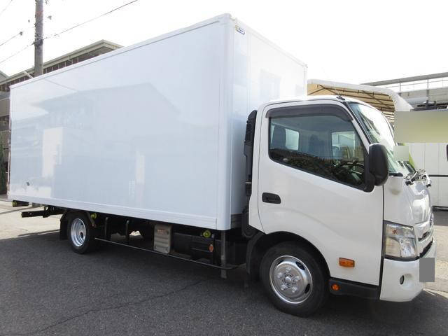 HINO Dutro Reefer Van 2RG-XZU720M 2020 237,000km