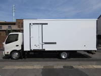 HINO Dutro Reefer Van 2RG-XZU720M 2020 237,000km_4