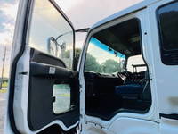 ISUZU Giga Self Loader QKG-CYJ77A 2015 648,808km_25