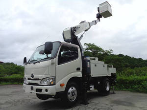 HINO Dutro Cherry Picker 2RG-XZU600X 2020 40,240km_1