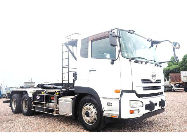 UD TRUCKS Quon Container Carrier Truck QKG-CW5YL 2013 430,397km