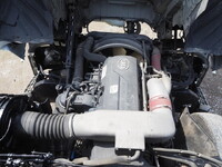 UD TRUCKS Quon Container Carrier Truck QKG-CW5YL 2013 430,407km_24