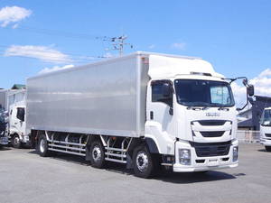ISUZU Giga Aluminum Van QKG-CYE77BZ 2018 586,000km_1