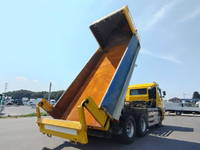 UD TRUCKS Quon Dump 2PG-CW5AL 2022 126,128km_2