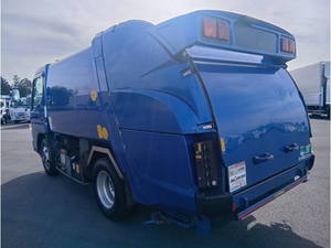 Canter Garbage Truck_2