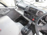 TOYOTA Dyna Aluminum Van TKG-XZU605 2015 209,000km_13