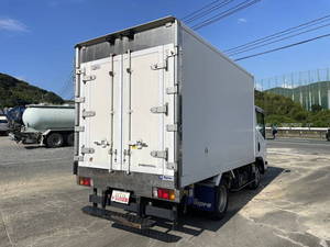 Elf Refrigerator & Freezer Truck_2