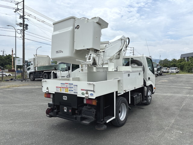 Dutro Cherry Picker_2