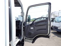 ISUZU Elf Refrigerator & Freezer Truck TRG-NPR85AN 2017 125,700km_31