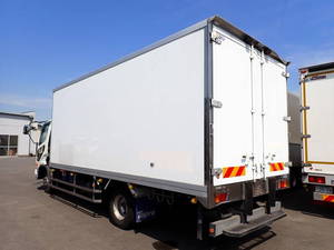 Fighter Refrigerator & Freezer Truck_2