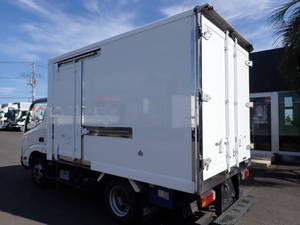 Dutro Refrigerator & Freezer Truck_2