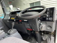 ISUZU Elf Aluminum Van TRG-NLR85AN 2018 196,000km_22
