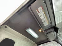 ISUZU Elf Aluminum Van TRG-NLR85AN 2018 196,000km_25