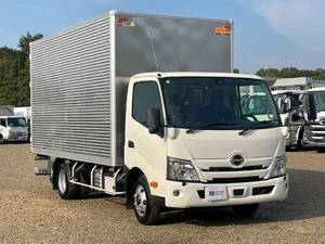 Dutro Aluminum Van_2