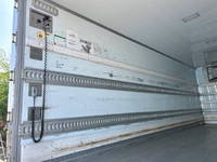 ISUZU Forward Refrigerator & Freezer Truck 2PG-FRR90S2 2019 229,590km_9