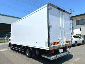 Forward Refrigerator & Freezer Truck_2