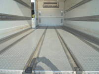 ISUZU Forward Refrigerator & Freezer Truck 2PG-FRR90T2 2021 360,700km_8